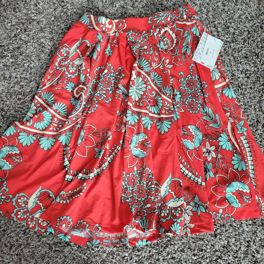 Lularoe Madison skirt NWT - Picture 1 of 3